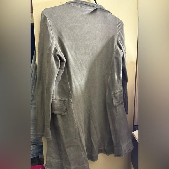 Suzy D Women’s Taupe Military Style Jacket Size Small - Picture 3 of 5